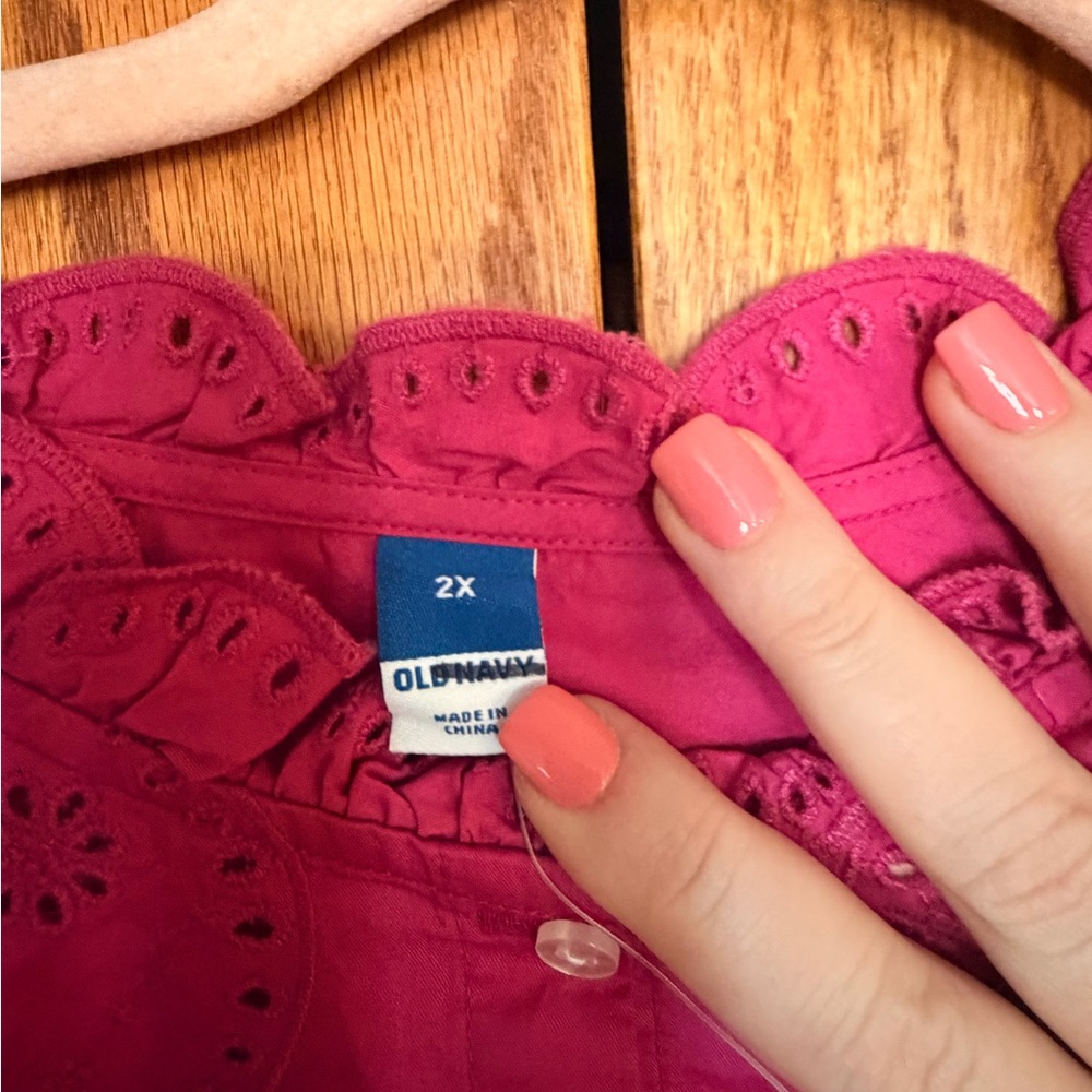 Old Navy Fuchsia Eyelet Blouse - Picture 3 of 6